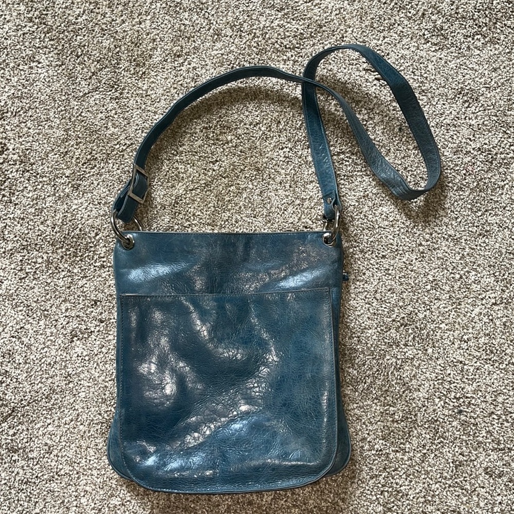 Iris Tyler Blue Leather Crossbody Bag